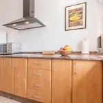 Piso Amplio Y Luminoso Con Garaje